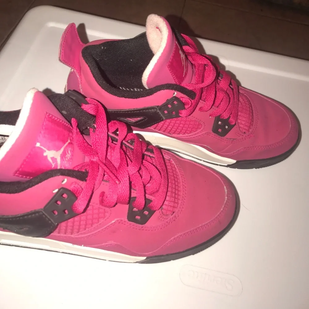 Jordan 4. - Picture 2 of 3